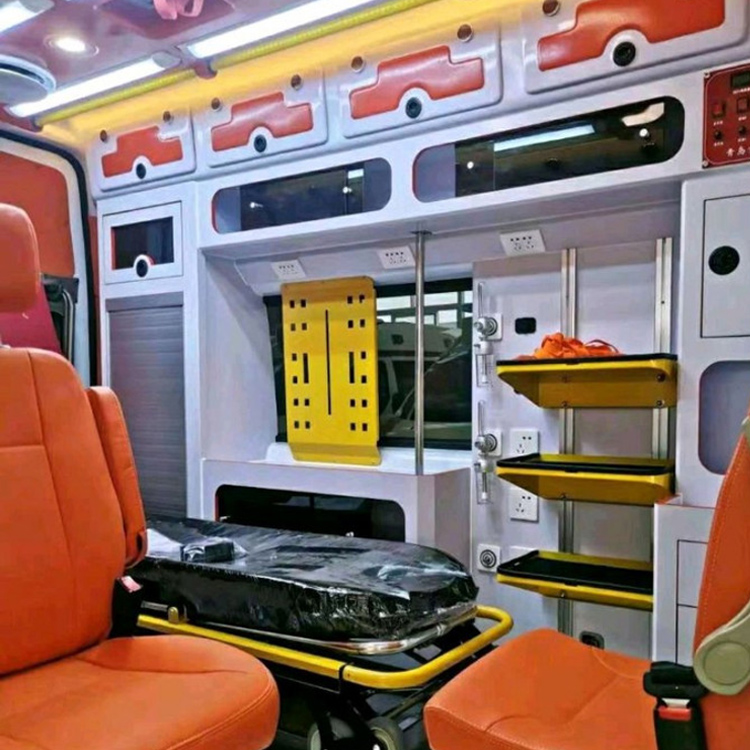 临邑长途救护车护送病人租赁价格